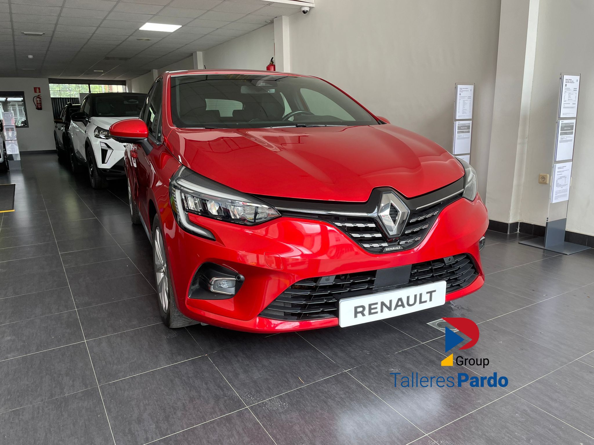 RENAULT CLIO ZEN foto 4