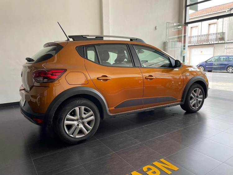 Dacia Sandero Stepway Comfort foto 4
