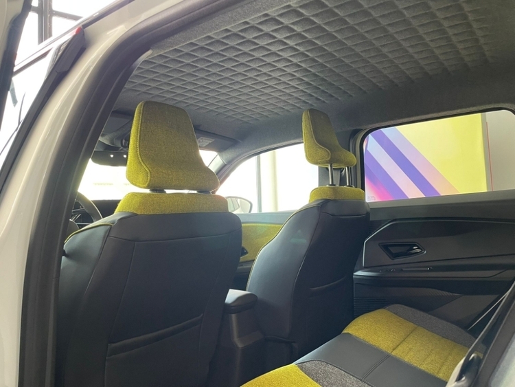 Renault 5 E-Tech 150 Comfort Range Iconic Five foto 20