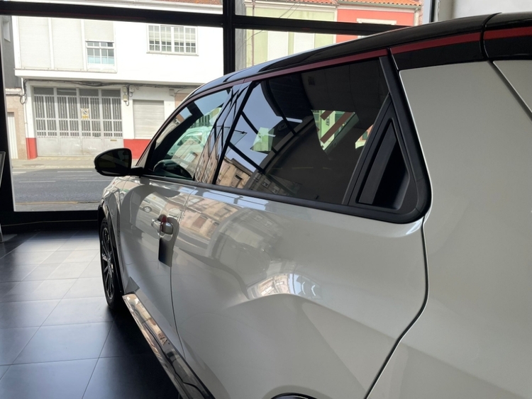 Renault 5 E-Tech 150 Comfort Range Iconic Five foto 29